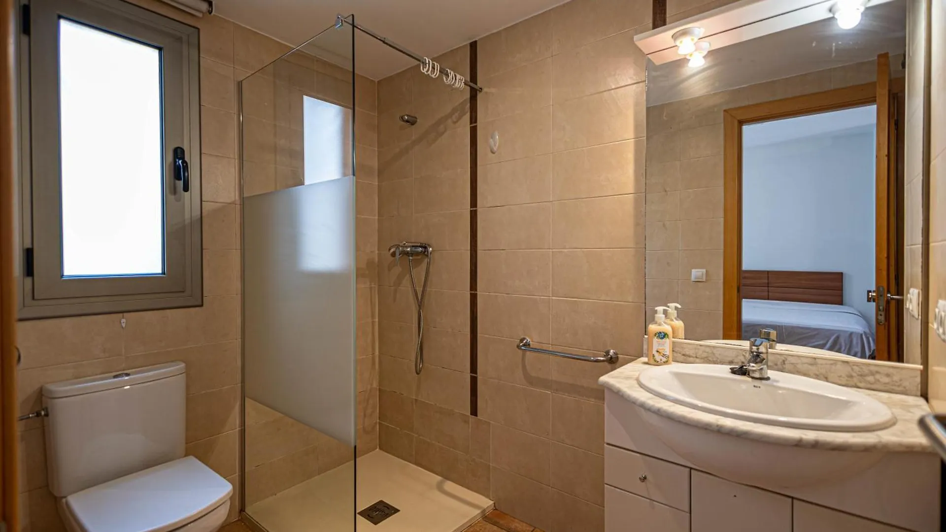 Hauzify I Apartaments Bellaire Blanes Daire