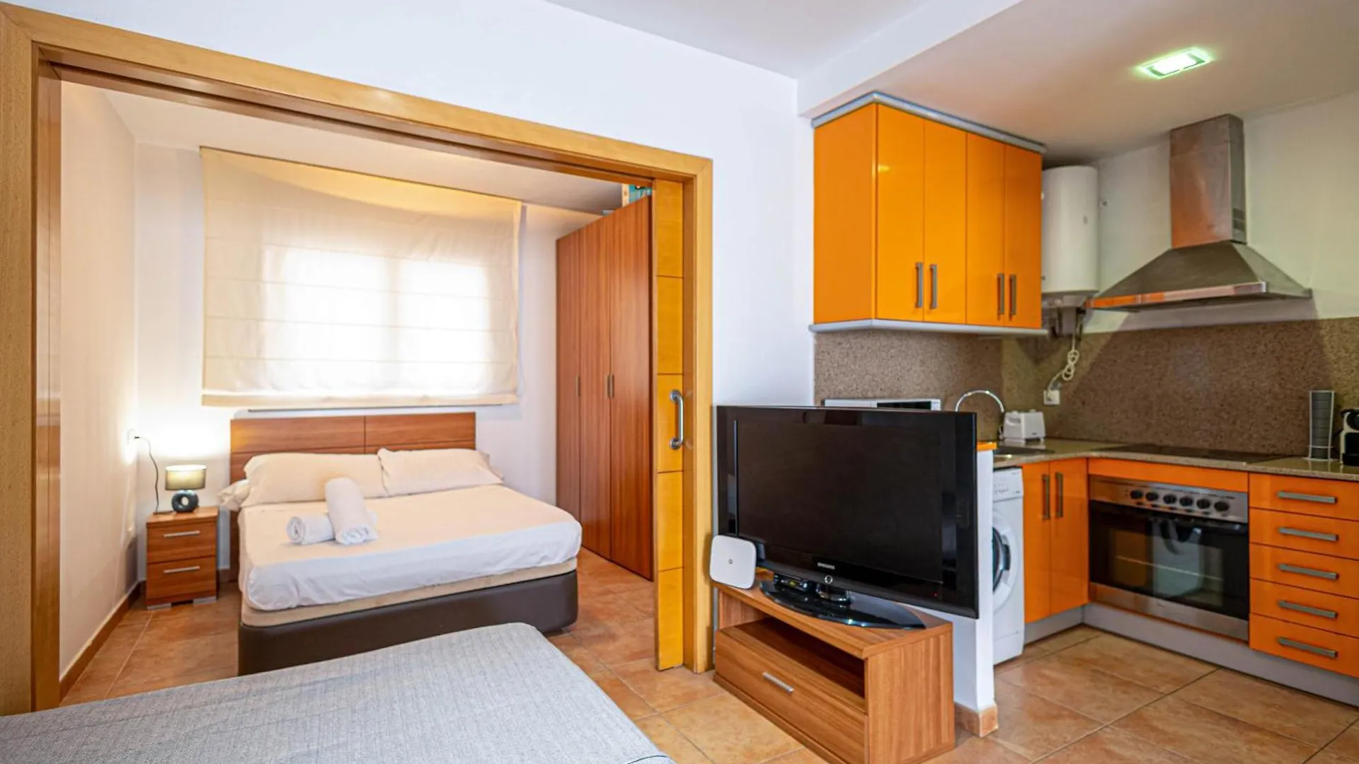 Hauzify I Apartaments Bellaire Blanes 0*,